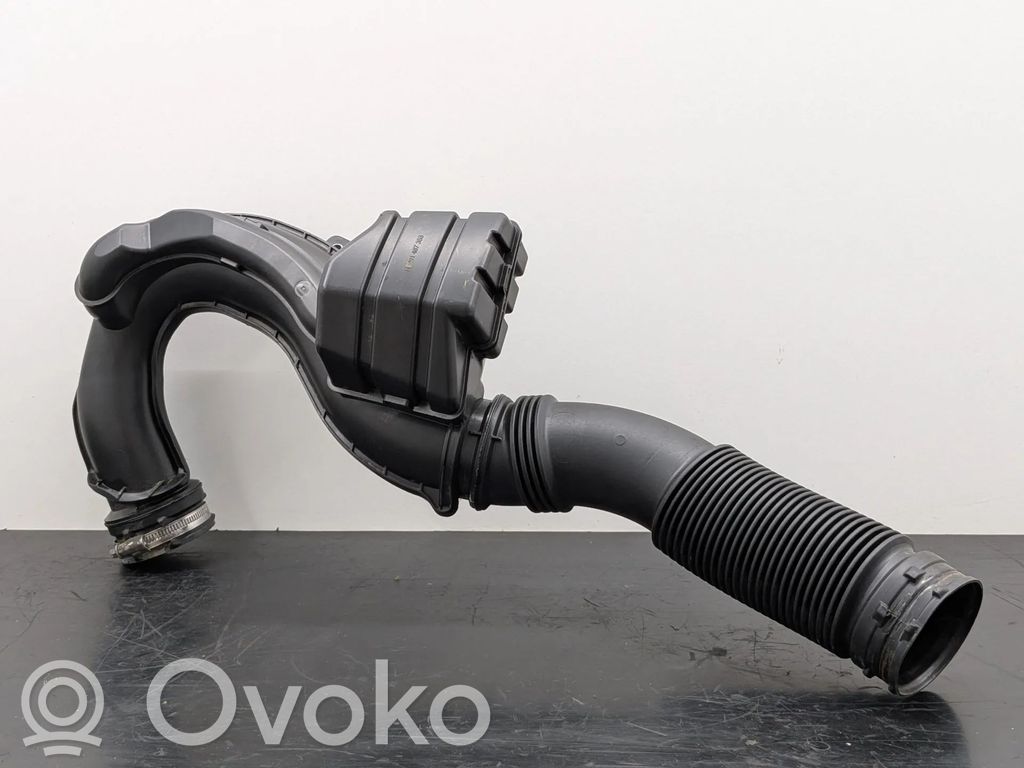 Rura / Wąż dolotowy powietrza turbiny   165755972R,8201487353,93451664,H8201487353