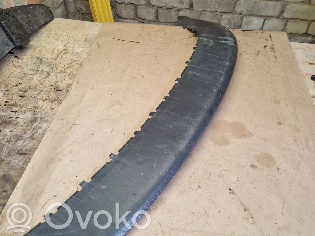 Volkswagen Golf Plus Apatinė bamperio dalis (lūpa) 