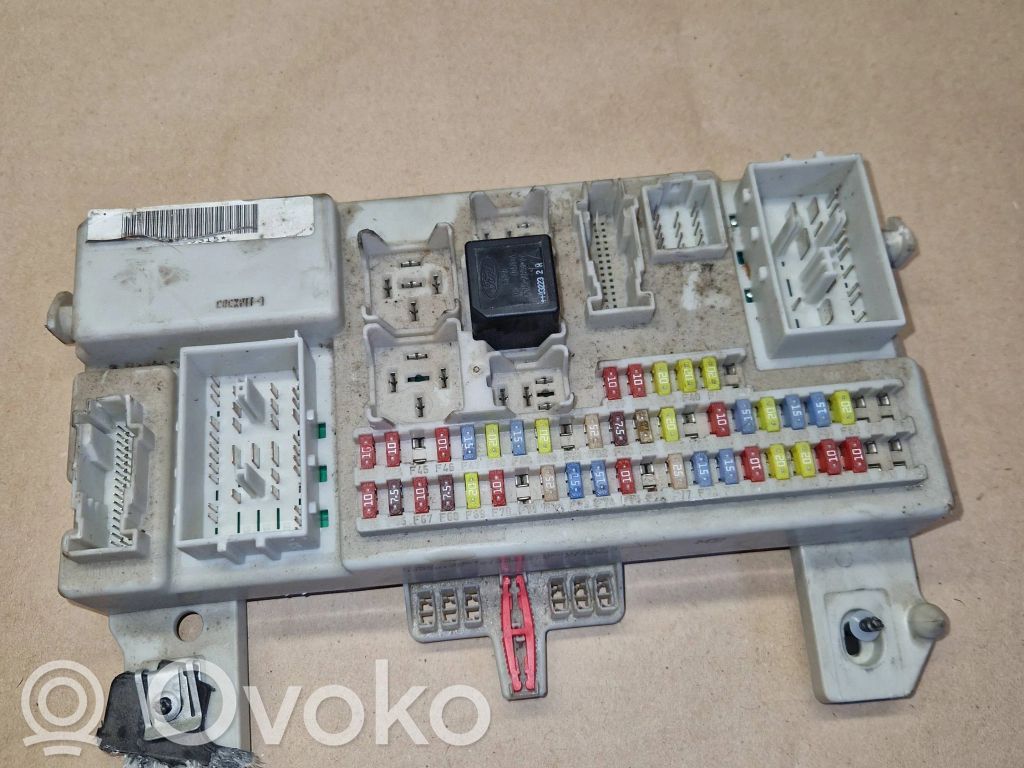 Saugiklių blokas   3M5T14A073CF,00030175,519059315