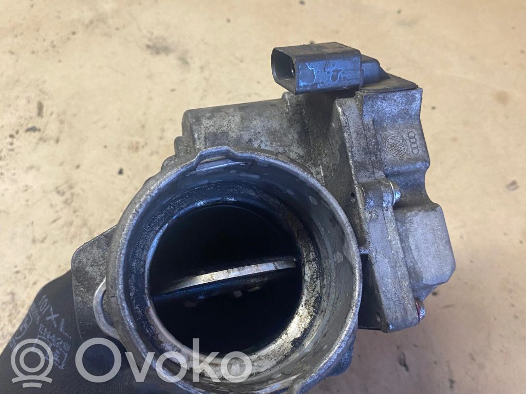 Volkswagen PASSAT B6 Throttle valve 