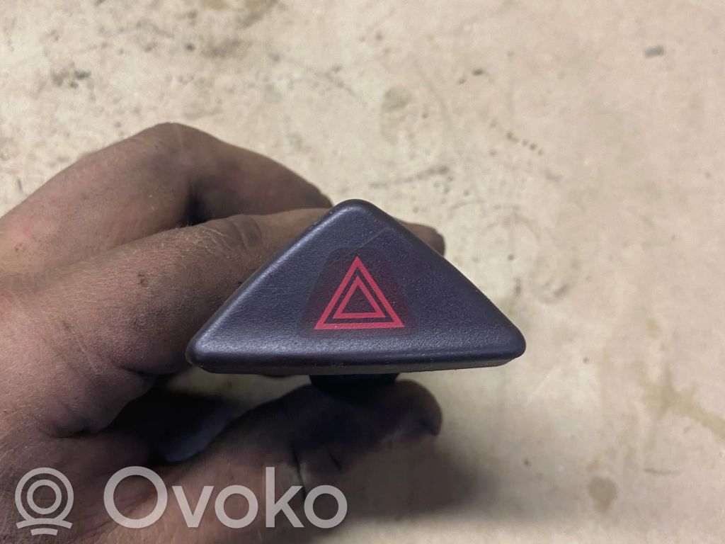 Hazard light switch   9441045,02W524