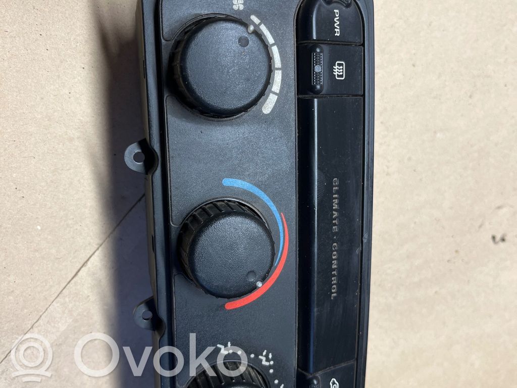 Chrysler Voyager Climate control unit 