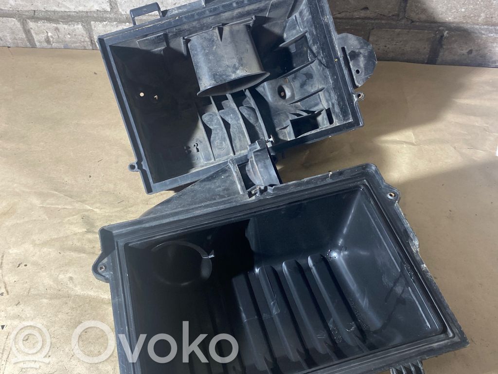 Volkswagen Sharan Air filter box 