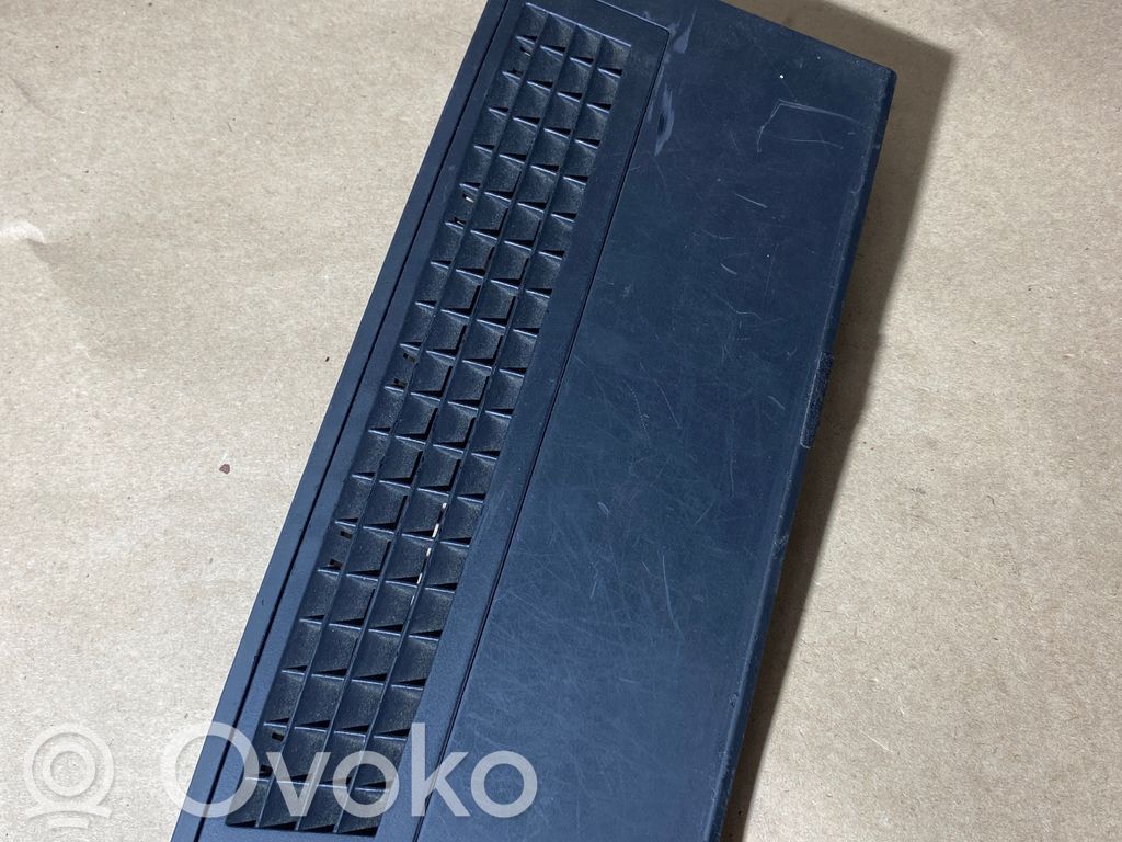 Paneļa apdare   7002436,727584
