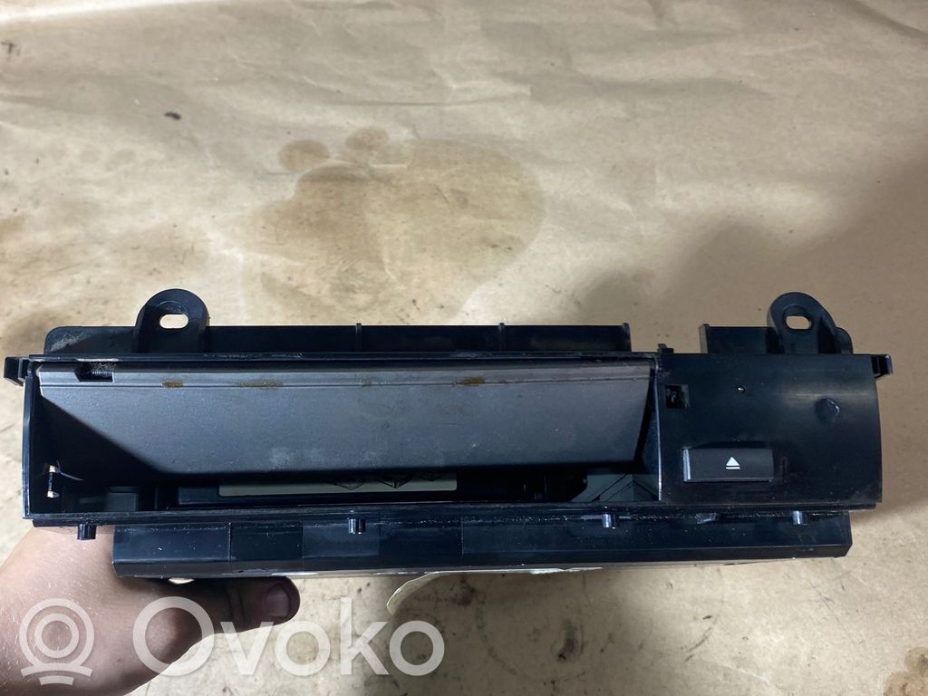 BMW 7 E65 E66 CD/DVD changer 