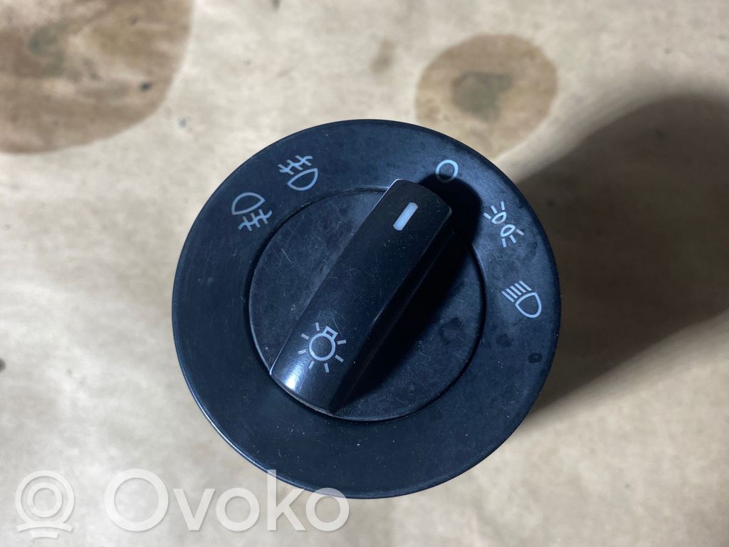 Volkswagen Transporter - Caravelle T5 Light switch 