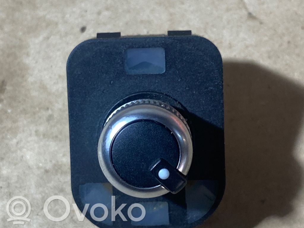 Audi Q7 4L Wing mirror switch 