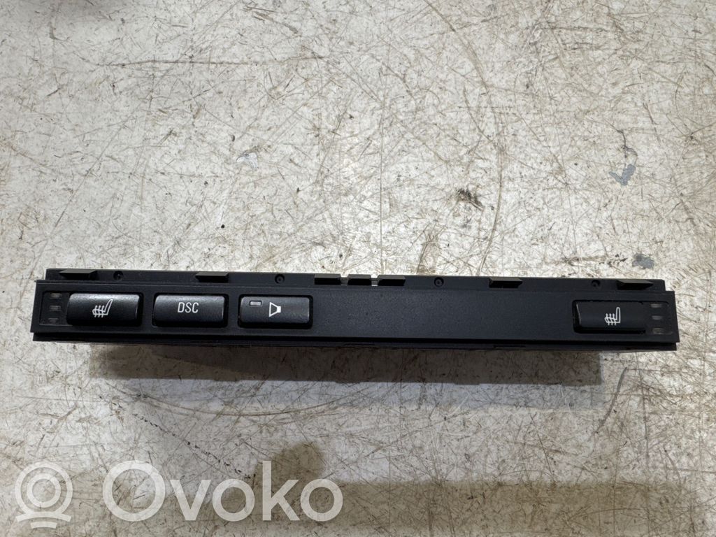 Seat control switch   6914737