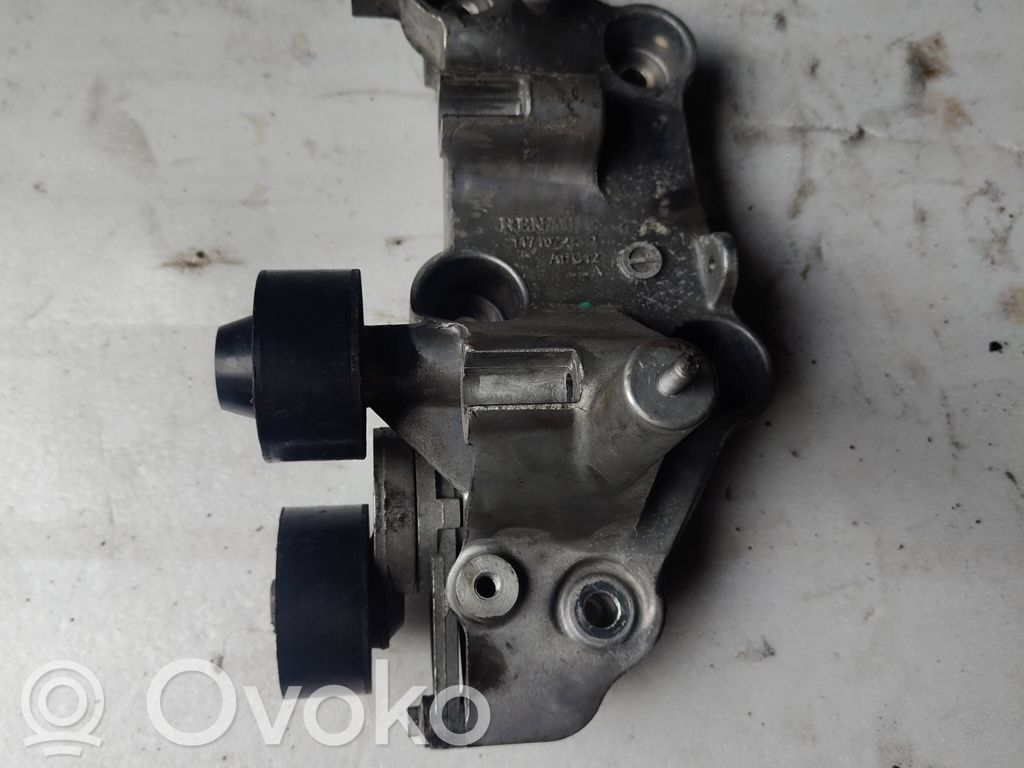 Generator/alternator bracket   117102273R