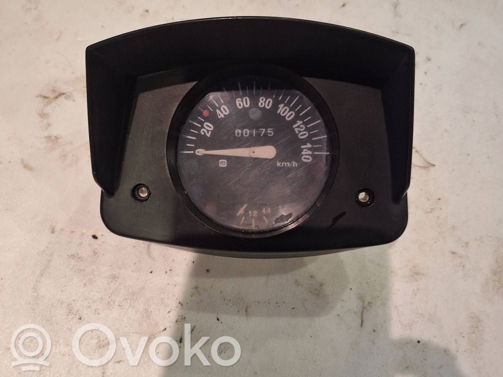 Fiat 126 Speedometer (instrument cluster) 