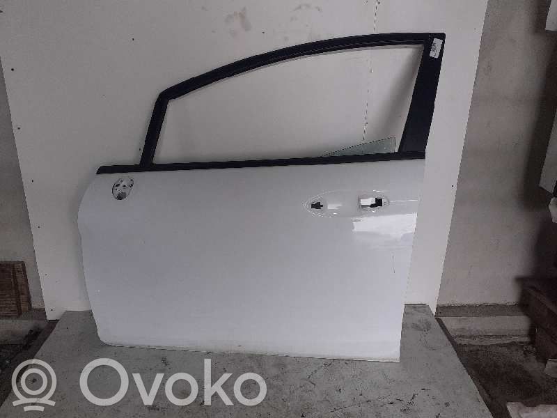 Ford Fiesta Puerta delantera 