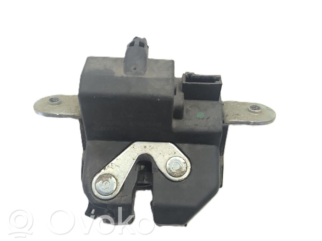Tailgate lock latch   13481535