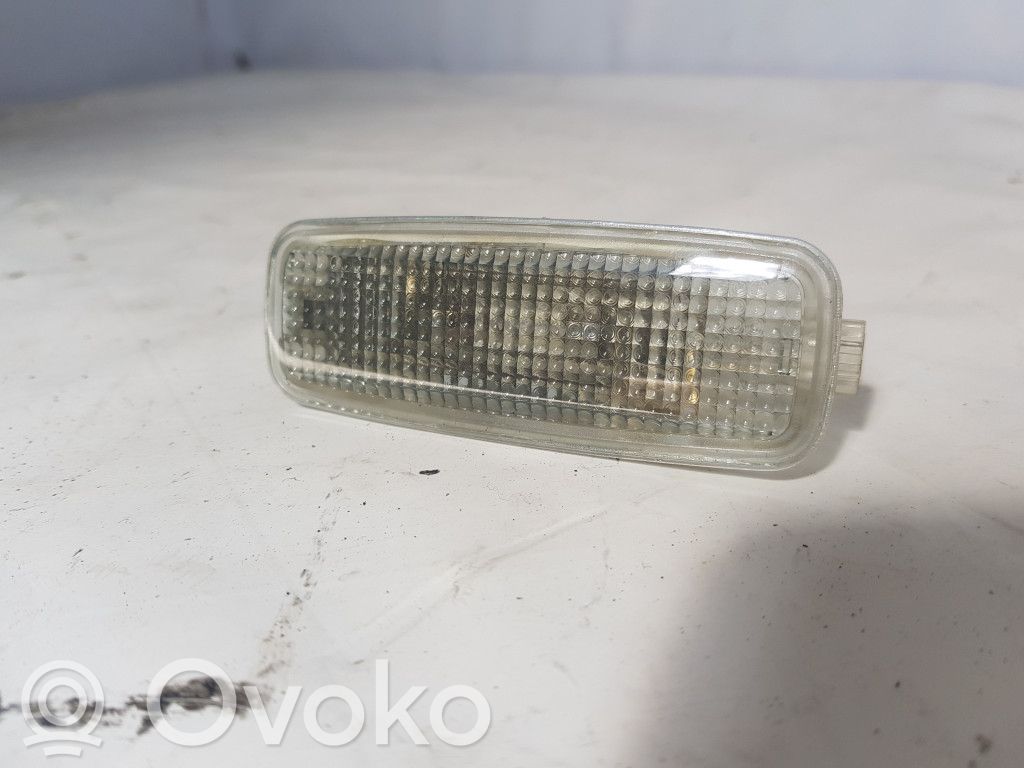 Otras luces interiores   4E0947105