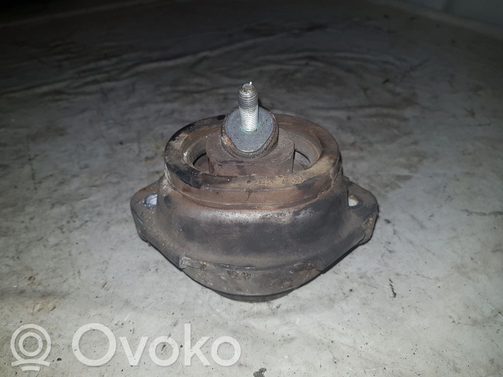 BMW X5 E53 Engine mount bracket 