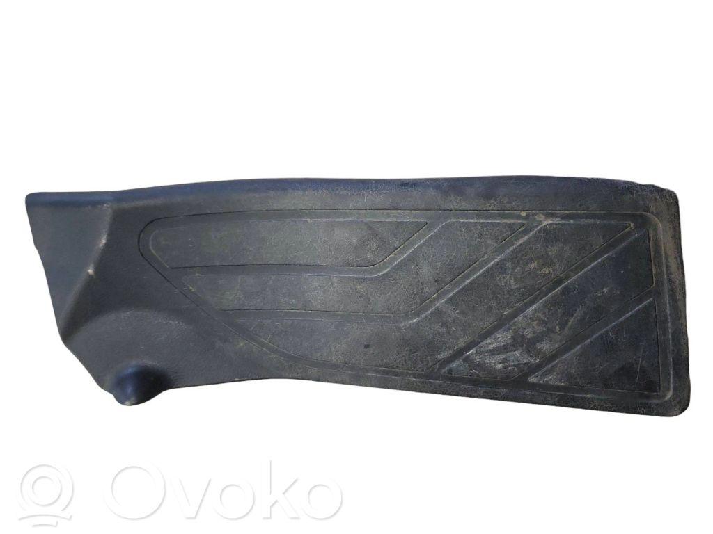Peugeot 307 Podnóżek 