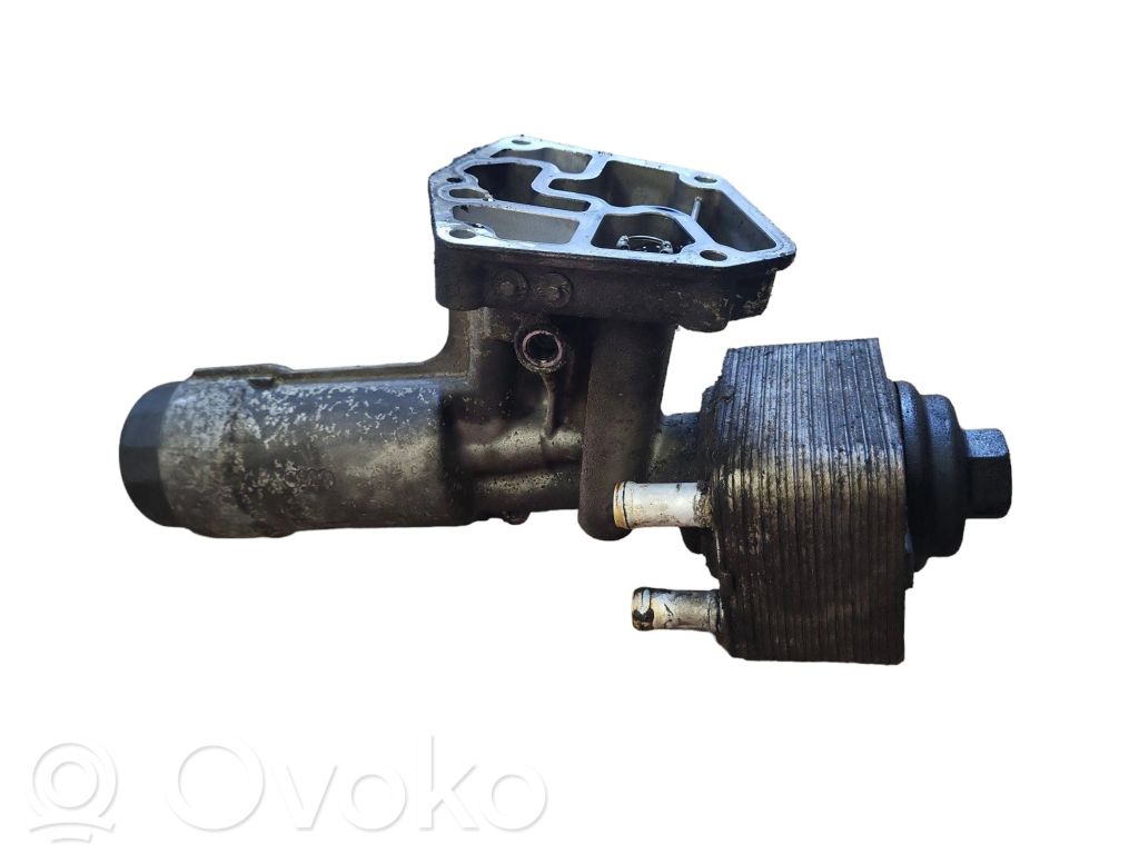 Audi A4 S4 B6 8E 8H Mocowanie / uchwyt filtra oleju 