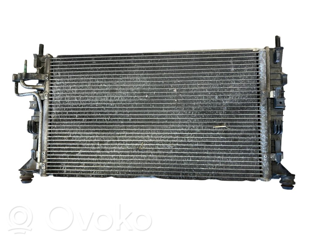 Ford Focus C-MAX Coolant radiator 
