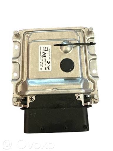 KIA Sportage Engine control unit/module 
