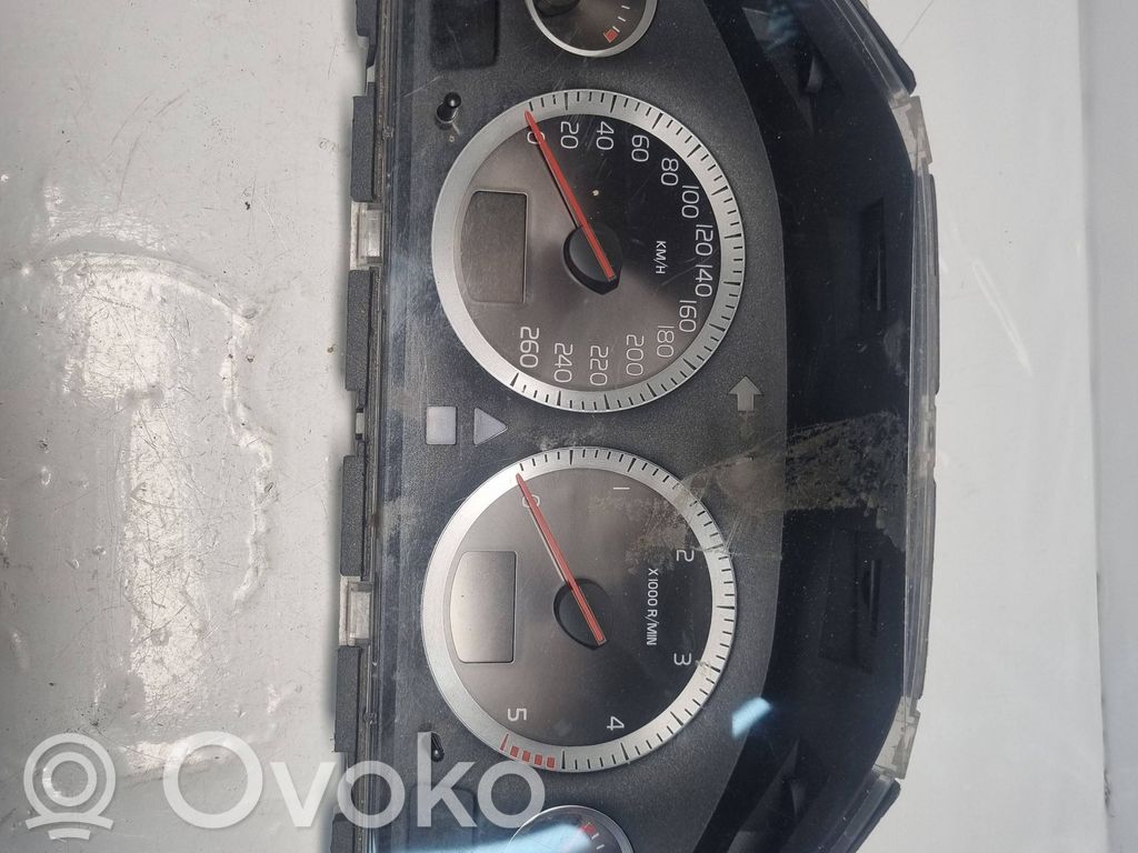 Volvo V70 Licznik / Prędkościomierz 