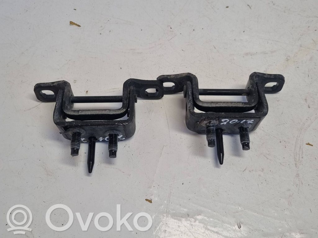 Volvo XC60 Tailgate/trunk/boot hinge 