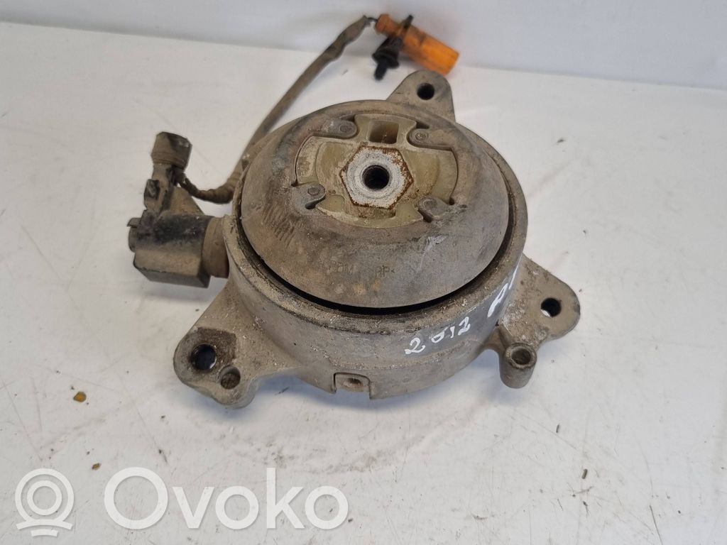 Audi A8 S8 D4 4H Engine mount bracket 