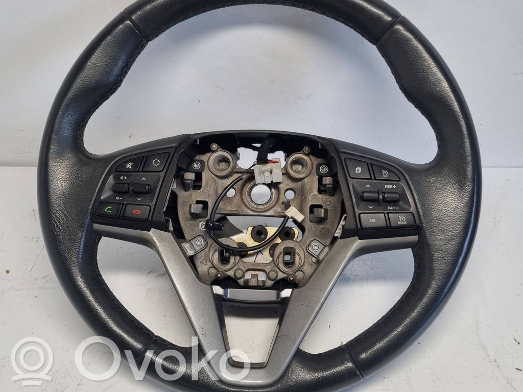 Hyundai Tucson TL Ohjauspyörä 