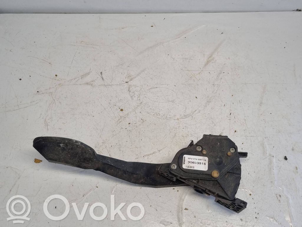 Volvo XC70 Pedał gazu / przyspieszenia 