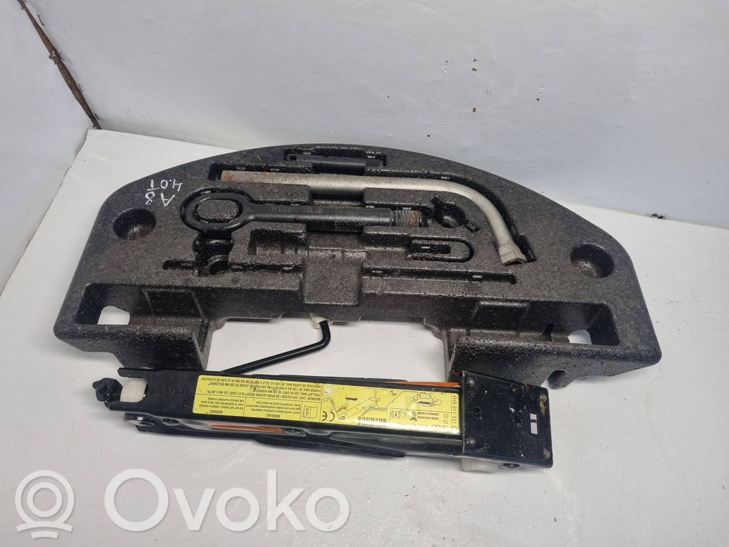 Audi A8 S8 D4 4H Juego de herramientas 