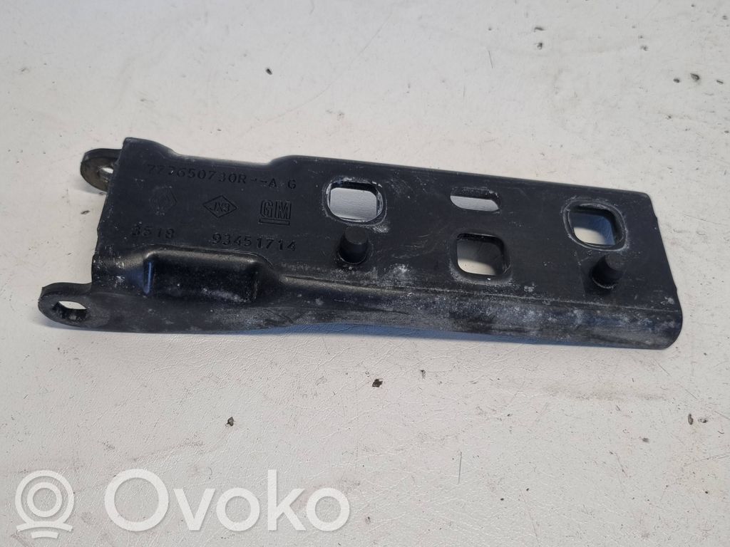 Opel Vivaro Sliding door check strap stopper 