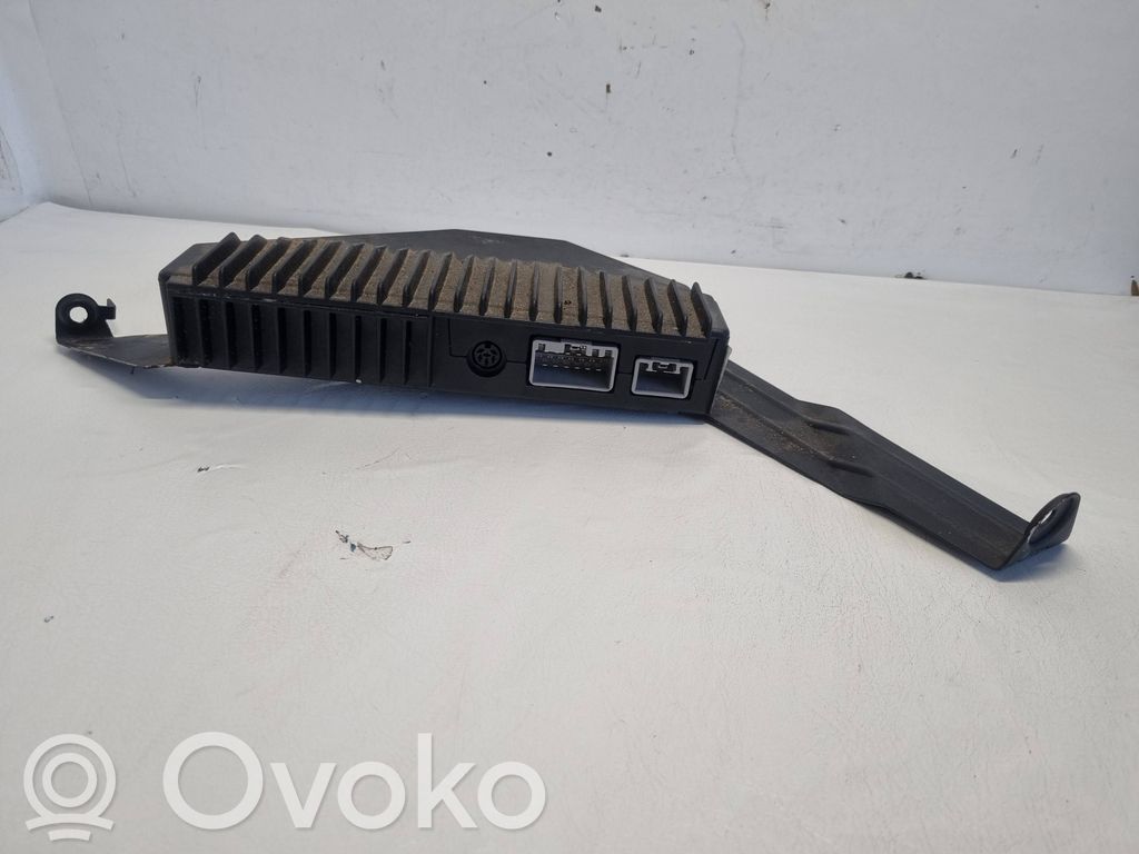 Volvo V70 Garso stiprintuvas 
