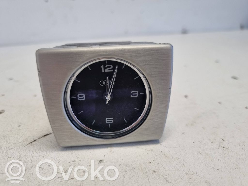 Audi A8 S8 D4 4H Reloj 