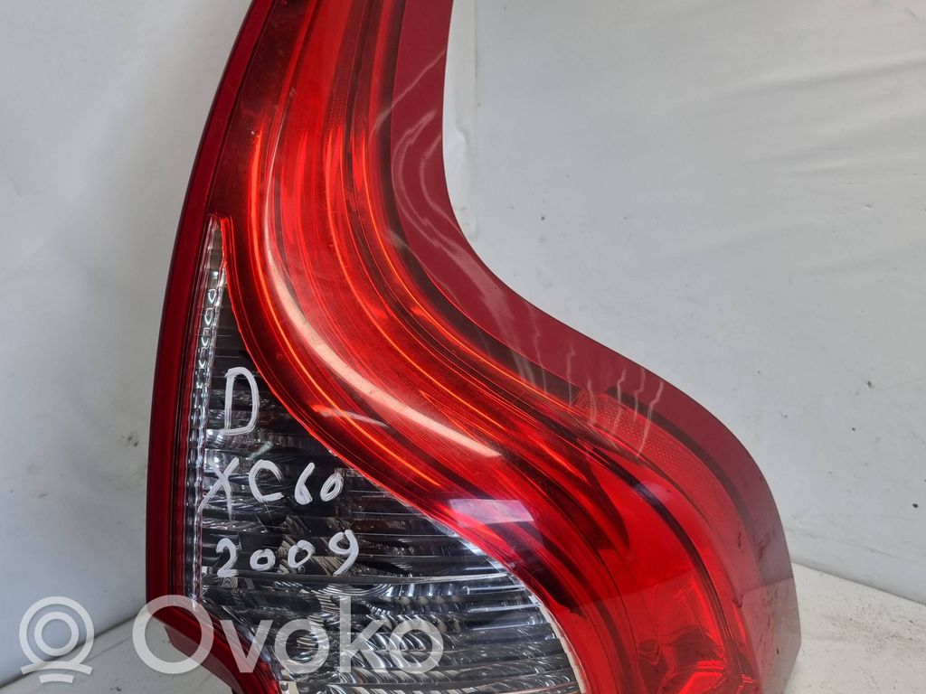Volvo XC60 Aizmugurējais lukturis virsbūvē 