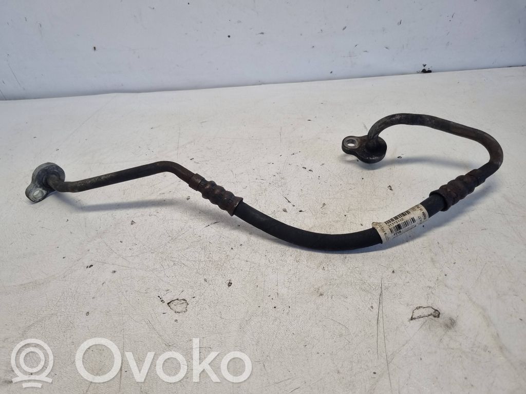 Volvo XC60 Ilmastointilaitteen putki (A/C) 
