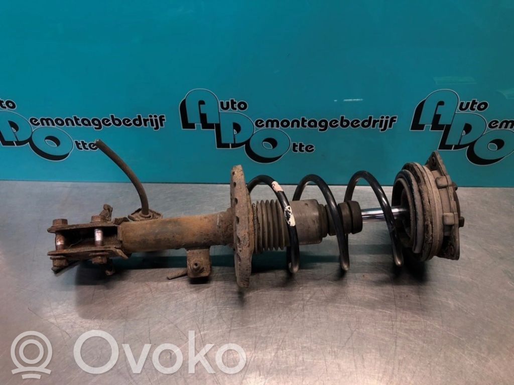 Nissan Micra C+C Ammortizzatore anteriore con molla elicoidale 