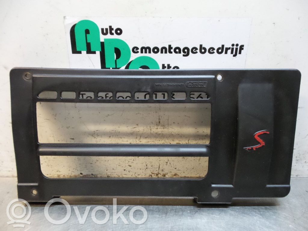 Mini One - Cooper R50 - 53 Moottorin alustan välipohjan roiskesuoja 