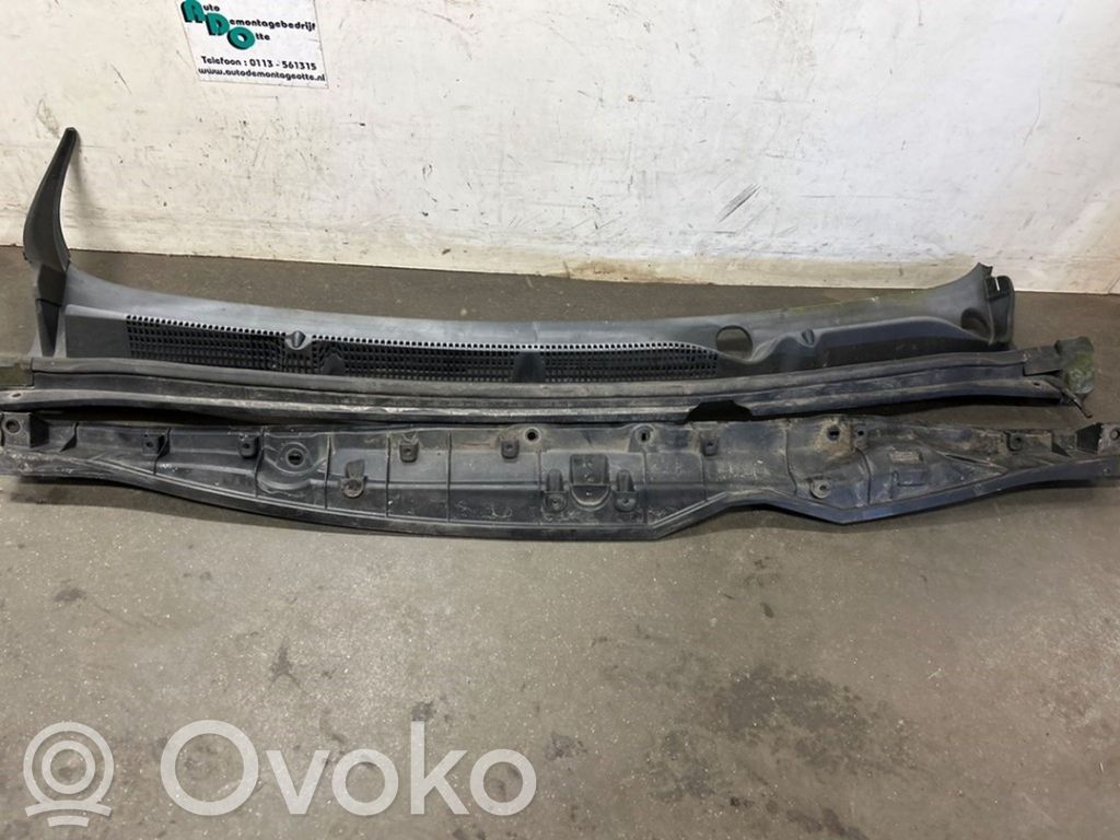 Opel Karl Podszybie przednie 