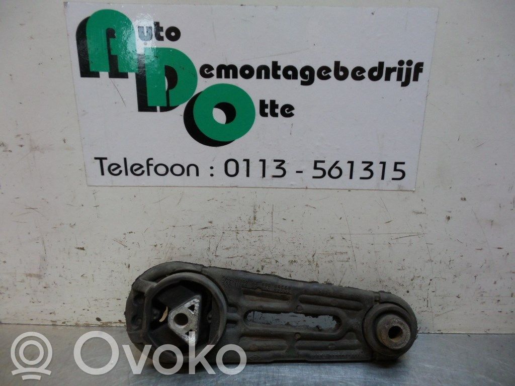 Nissan Micra C+C Engine mount bracket 