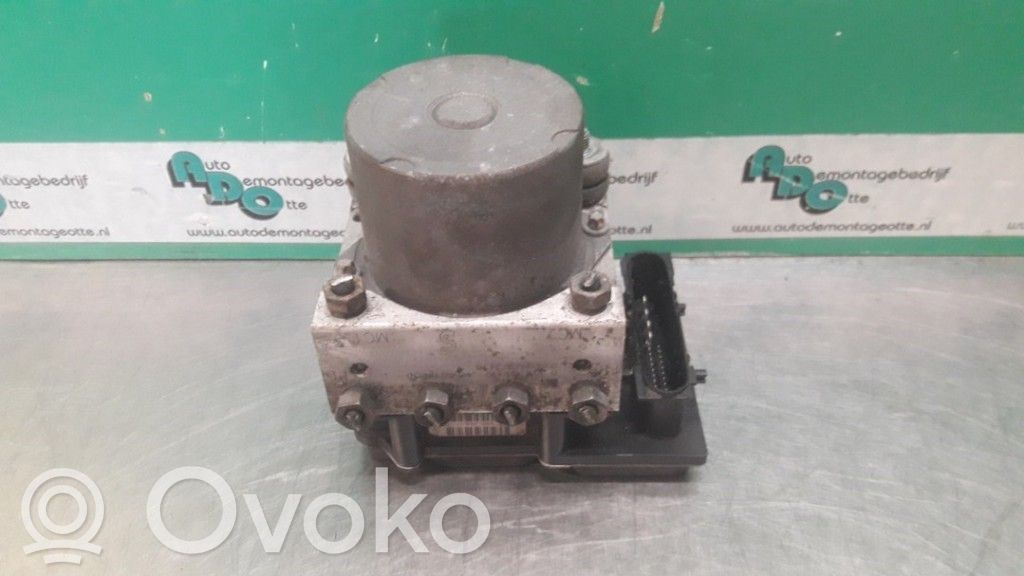 Nissan Almera N16 Bomba de ABS 