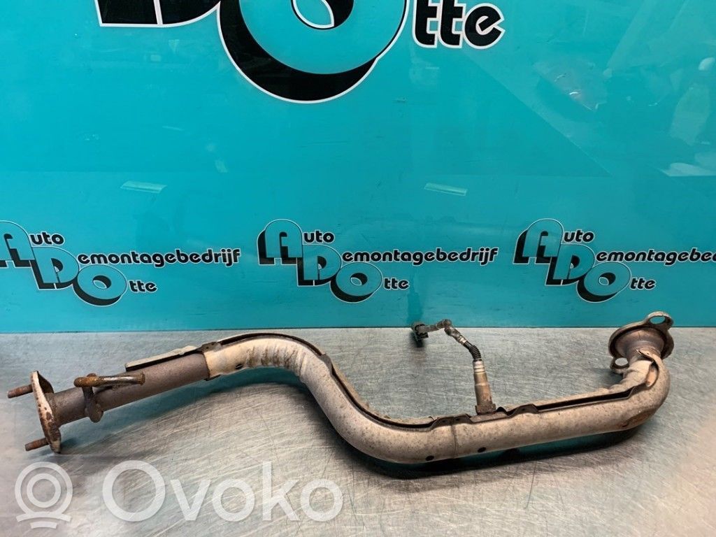 Nissan Note (E11) Pakoputki 