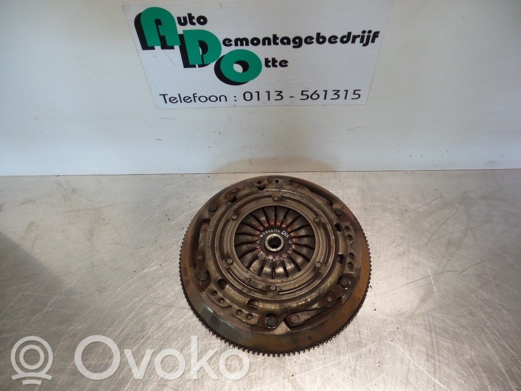 Opel Corsa B Sankabos diskas 