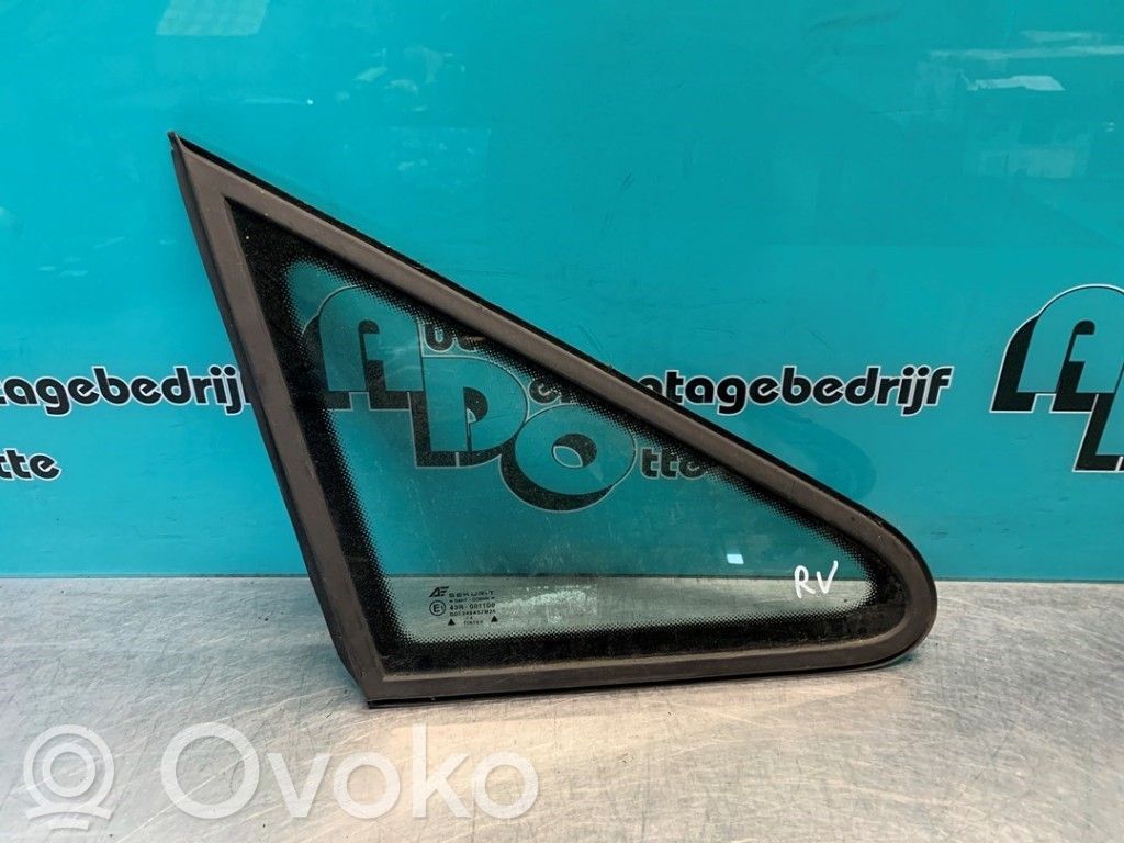 Ford Galaxy Front triangle window/glass 
