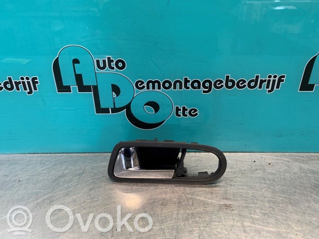 Etuoven ulkokahva   7M3837113B,YM21A24649DAW,7M3837113B,YM21A24649DAW