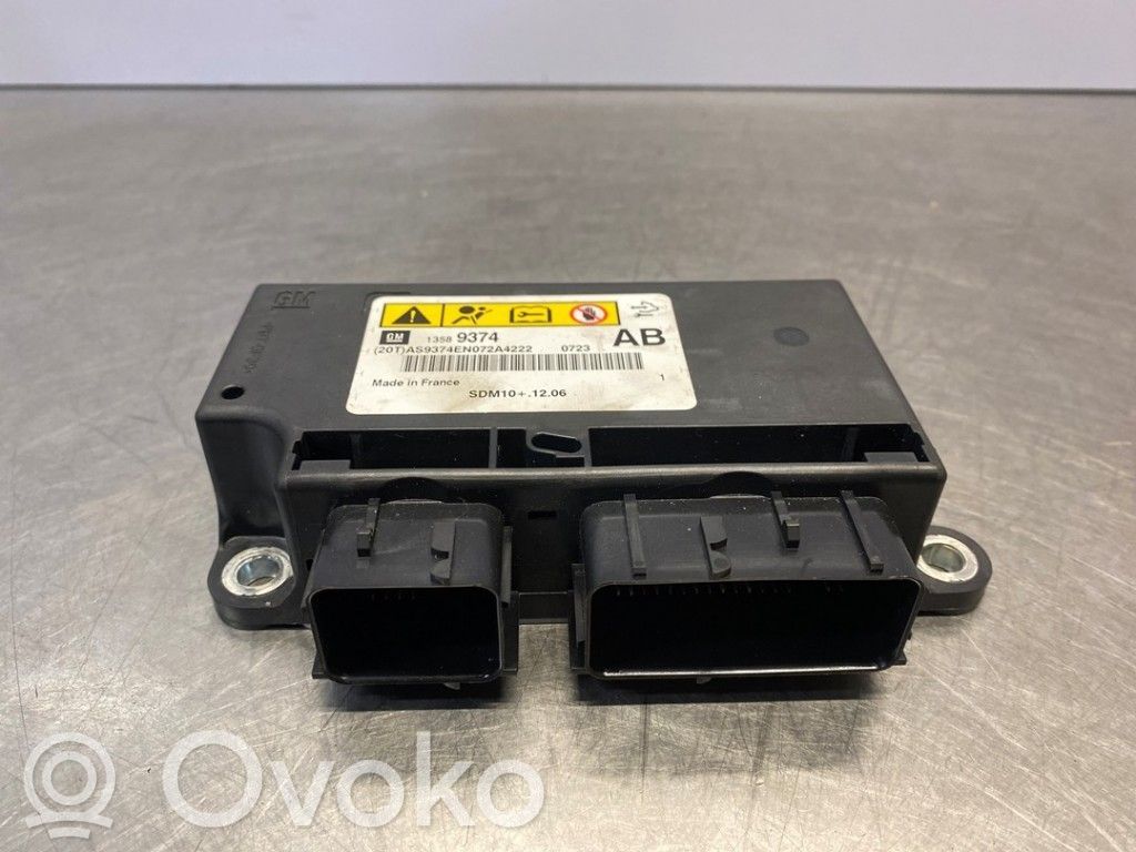 Opel Astra J Unitate/modul de comandă airbaguri 