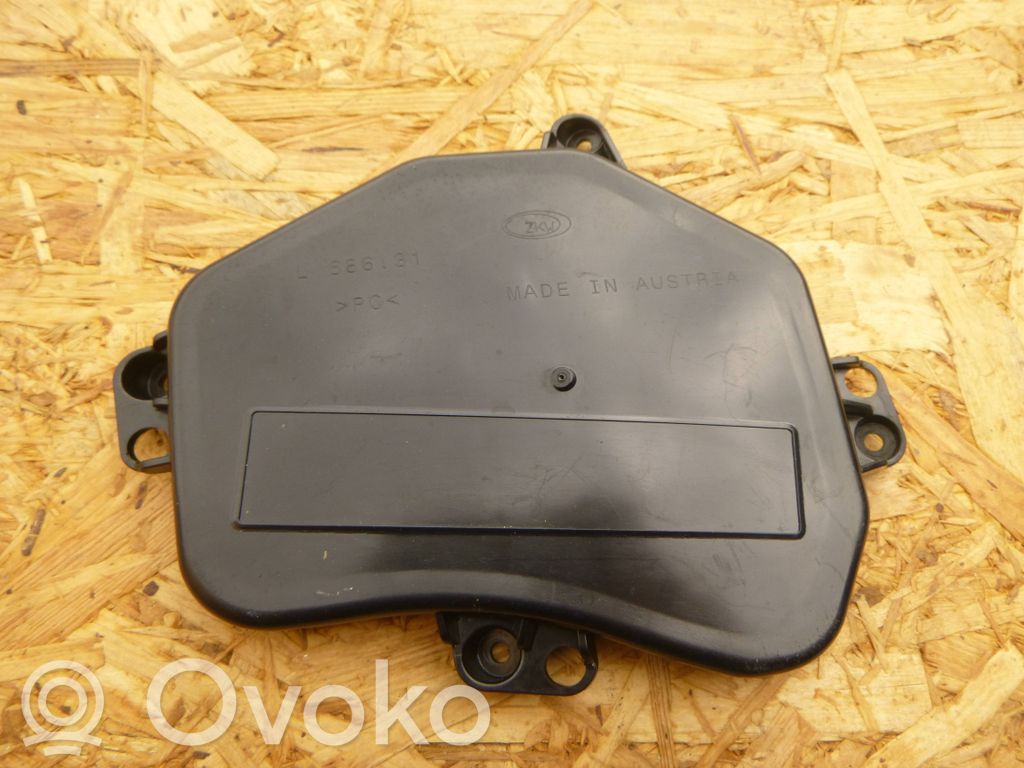Deckel Abdeckung Scheinwerfer   68631