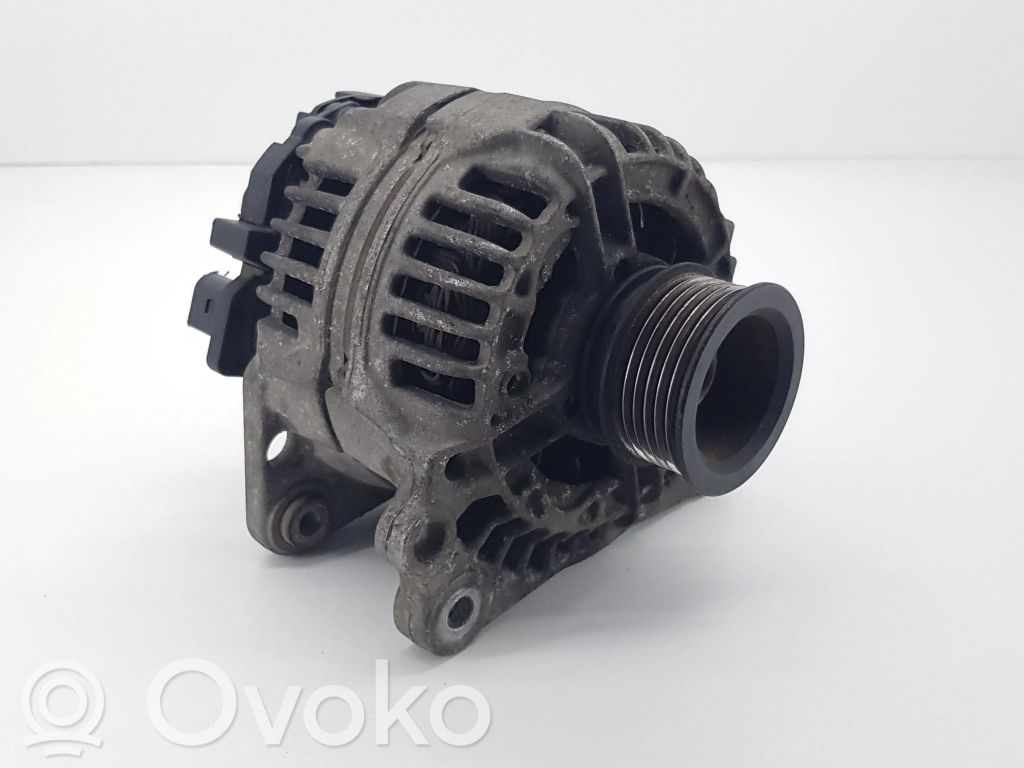 Volkswagen Golf IV Generator/alternator 