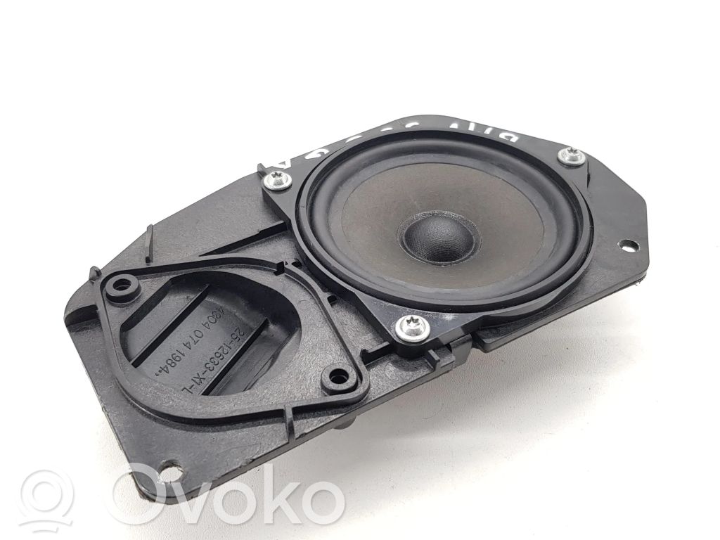 BMW 5 E60 E61 Altavoz de la puerta trasera 