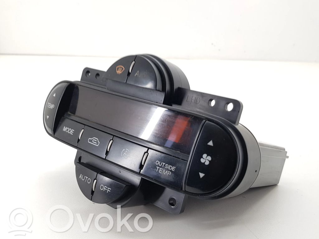 KIA Carens I Climate control unit 