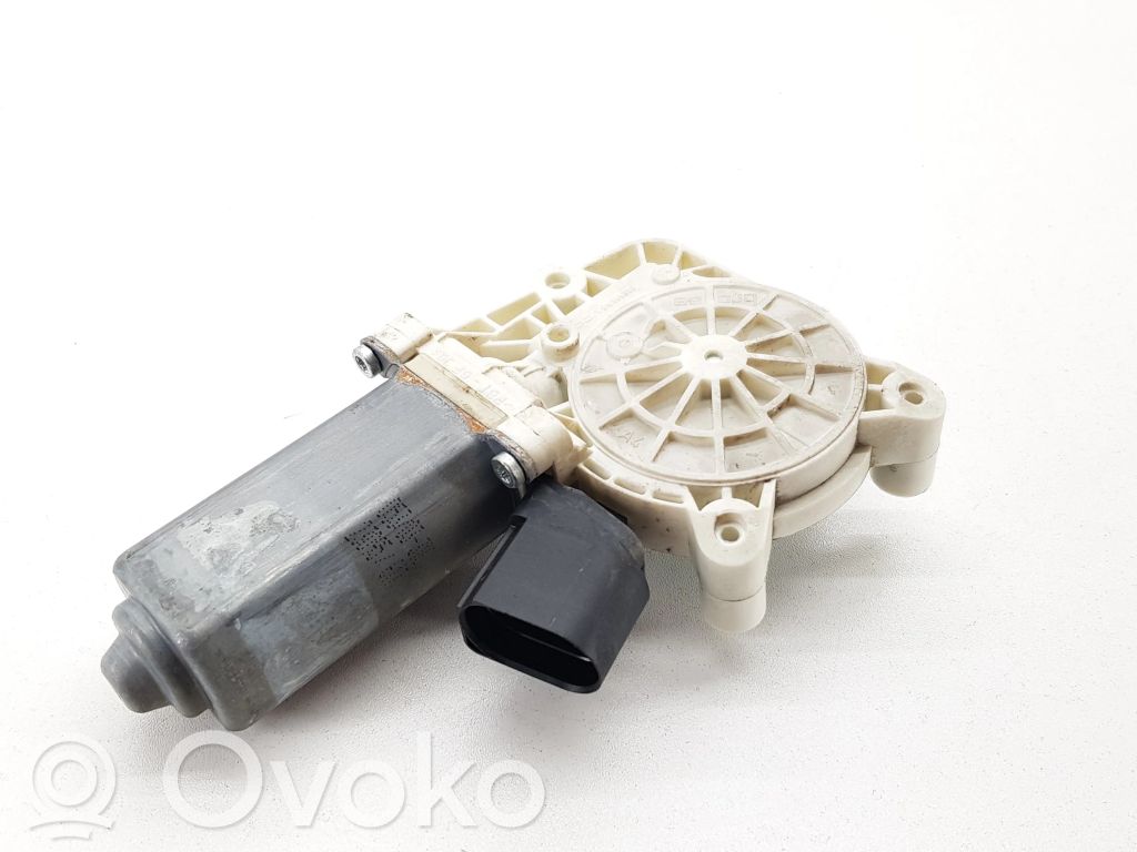 Front door window regulator motor   6922267