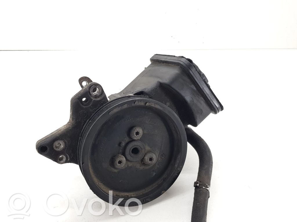 BMW 5 E60 E61 Servopumpe 