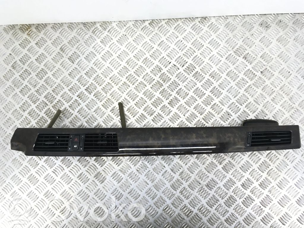 Panel trim   706313807